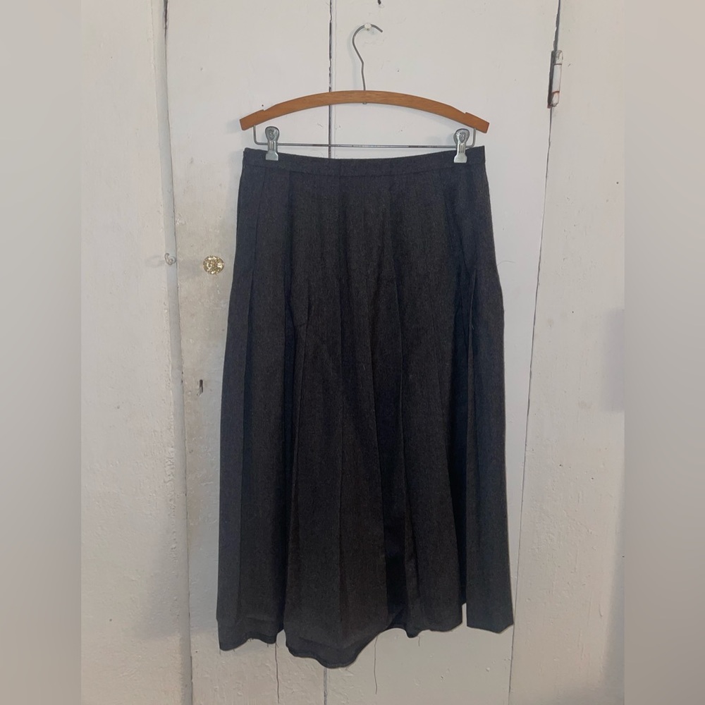 100% wool vintage long pleated gray skirt